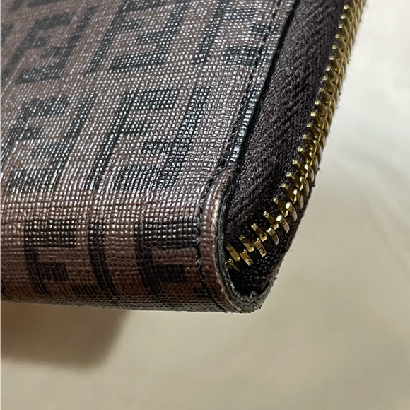 Fendi Brown Zucchino PVC Zippy Long Wallet 🤎 - Picture 6 of 16